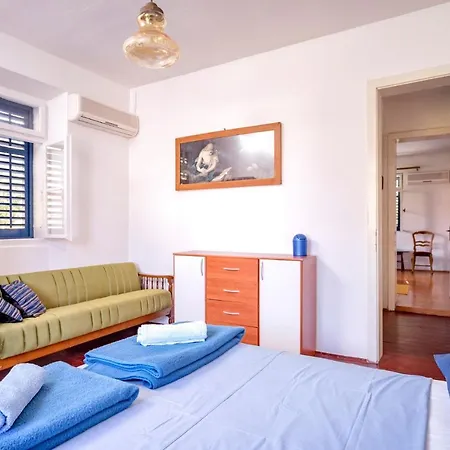 Sandy's Garden Villa Jelsa (Hvar)
